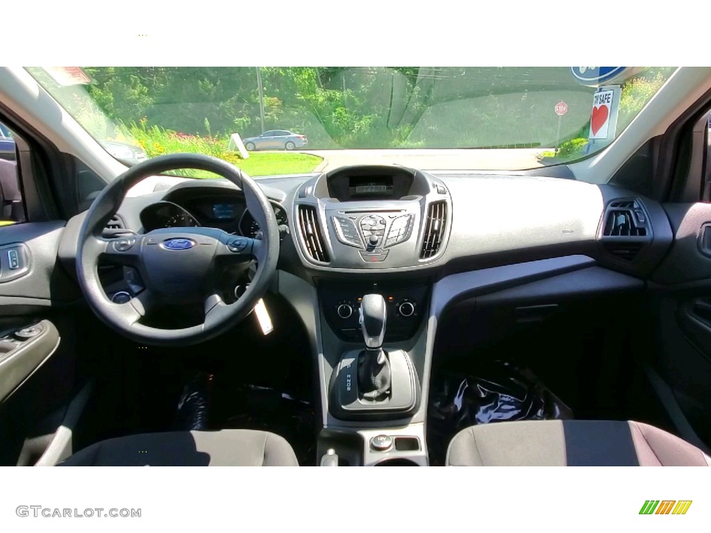 2013 Escape S - Sterling Gray Metallic / Charcoal Black photo #18
