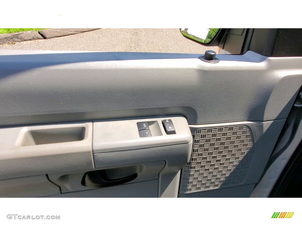 2012 E Series Van E150 Cargo - Ingot Silver Metallic / Medium Flint photo #12
