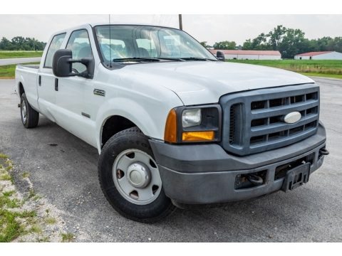 2006 Ford F350 Super Duty XL Crew Cab Data, Info and Specs