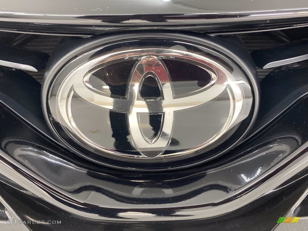 2021 Toyota Camry XSE Marks and Logos Photo #142538631