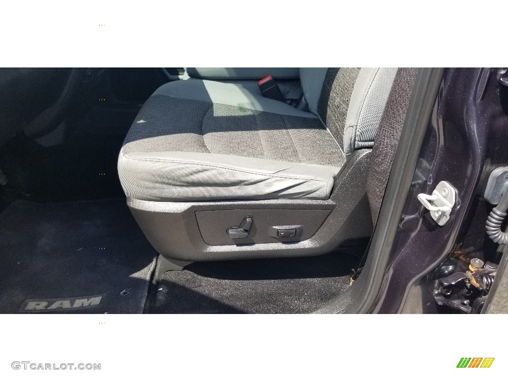 2013 1500 Big Horn Crew Cab 4x4 - Mineral Gray Metallic / Black/Diesel Gray photo #15