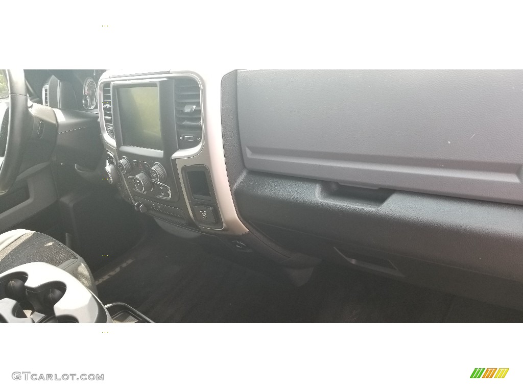 2013 1500 Big Horn Crew Cab 4x4 - Mineral Gray Metallic / Black/Diesel Gray photo #28