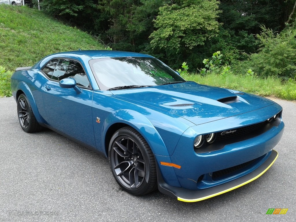 Frostbite 2021 Dodge Challenger R/T Scat Pack Widebody Exterior Photo #142540284