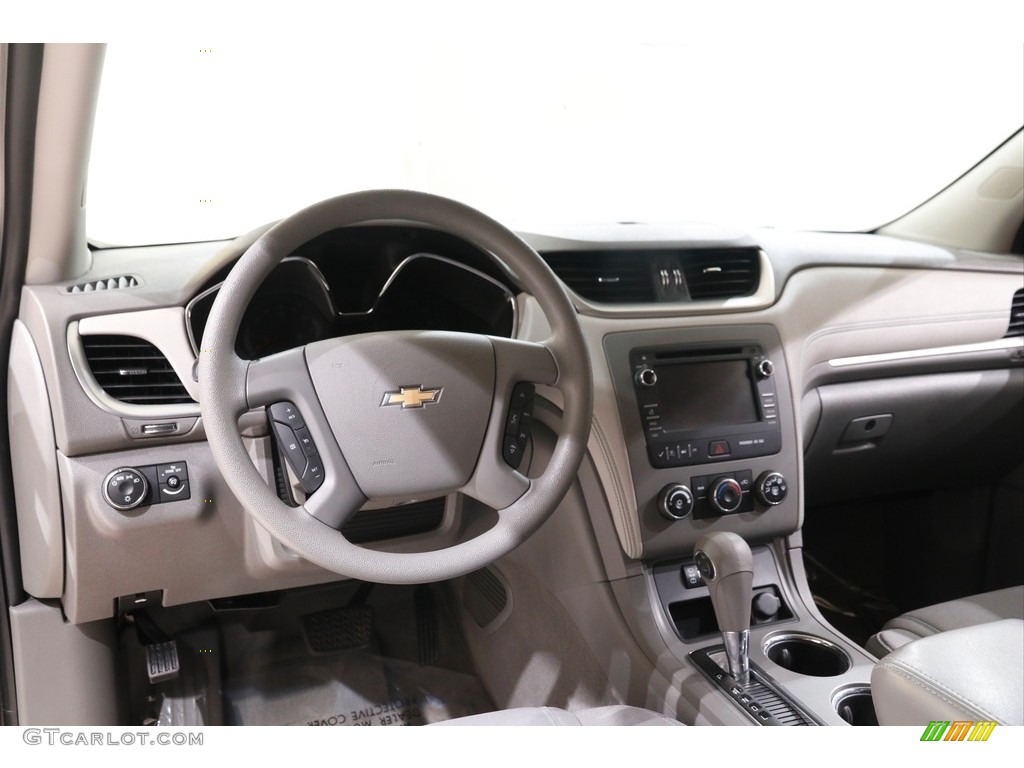 2013 Traverse LS - Tungsten Metallic / Dark Titanium/Light Titanium photo #6