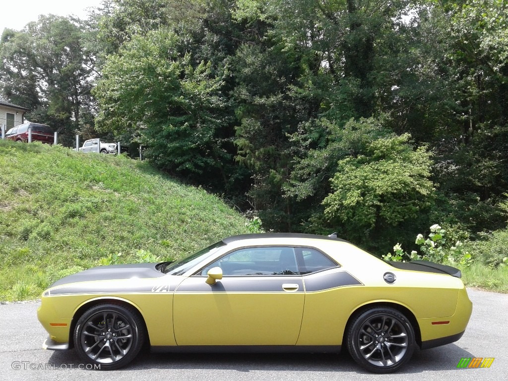 2021 Challenger T/A - Gold Rush / Black photo #1