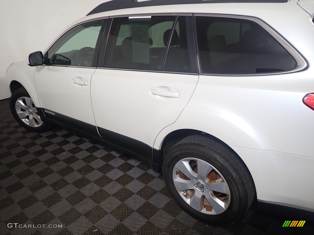 2012 Outback 2.5i Premium - Satin White Pearl / Warm Ivory photo #16