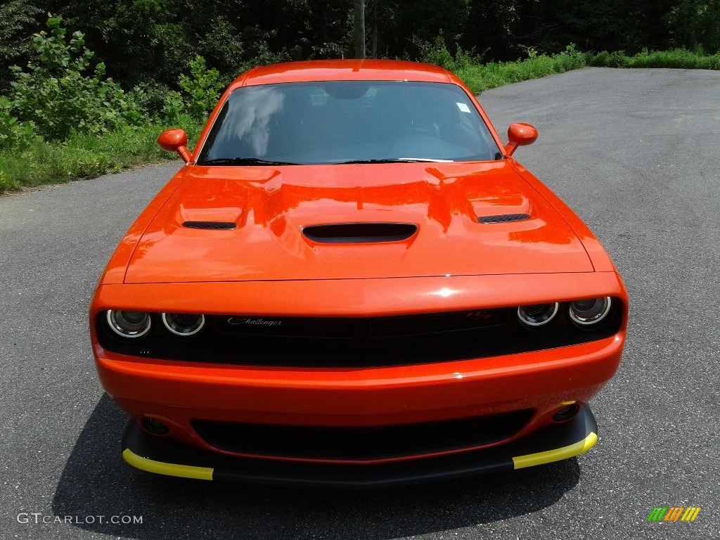 2021 Challenger R/T Scat Pack - Go Mango / Black photo #3