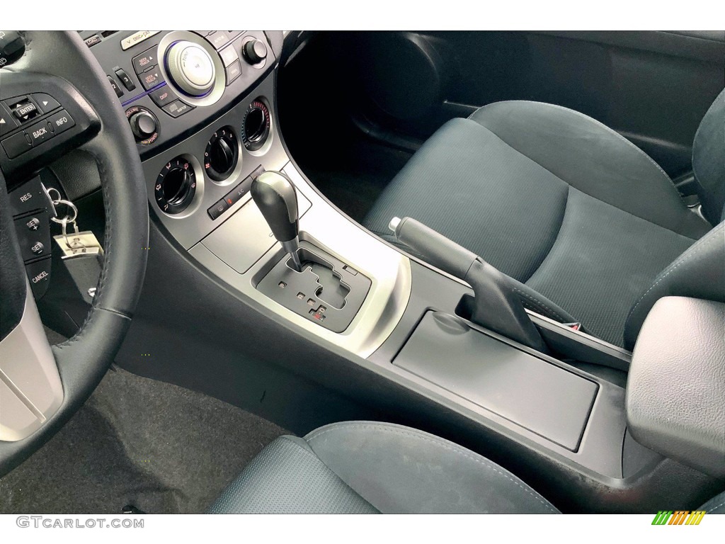 2011 MAZDA3 s Sport 5 Door - Graphite Mica / Black photo #17