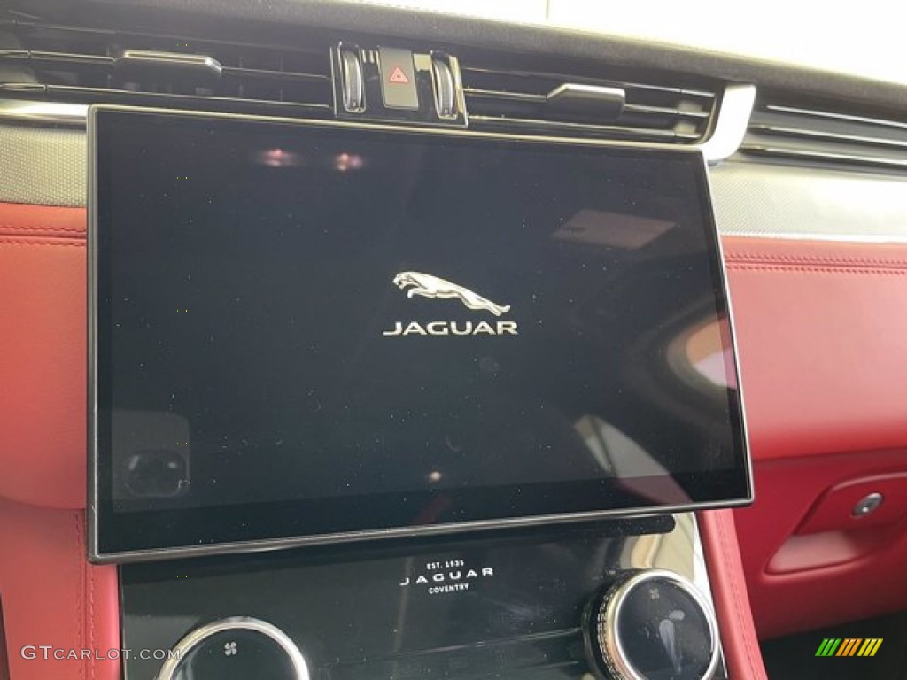 2021 Jaguar F-PACE SVR Controls Photo #142548874