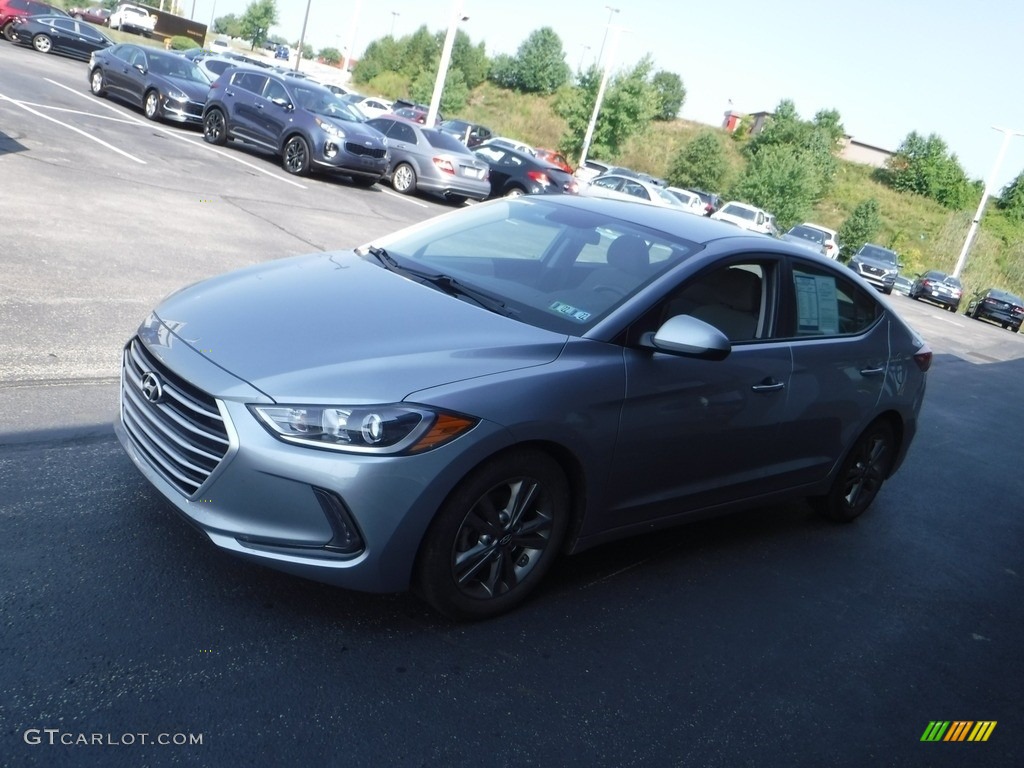 2017 Elantra SE - Gray / Gray photo #5