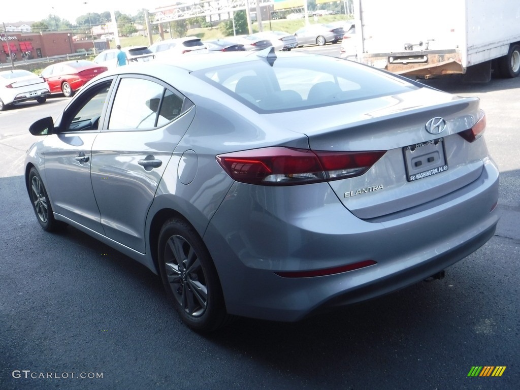 2017 Elantra SE - Gray / Gray photo #7