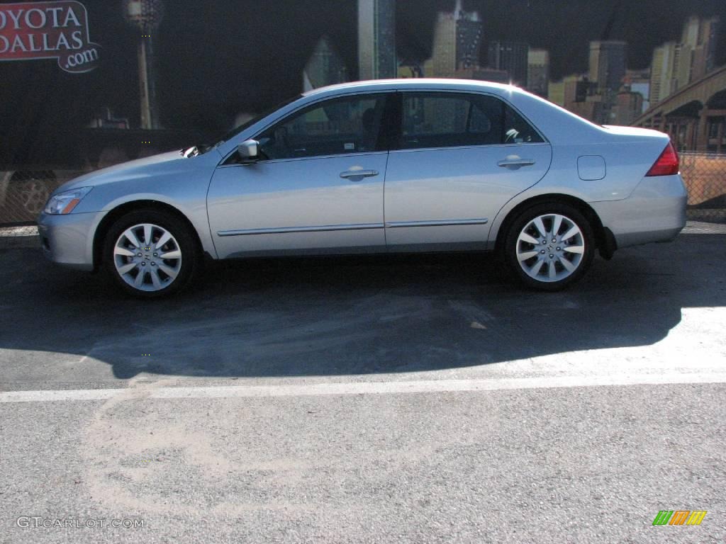 Alabaster Silver Metallic Honda Accord