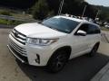 Blizzard White Pearl - Highlander LE AWD Photo No. 10