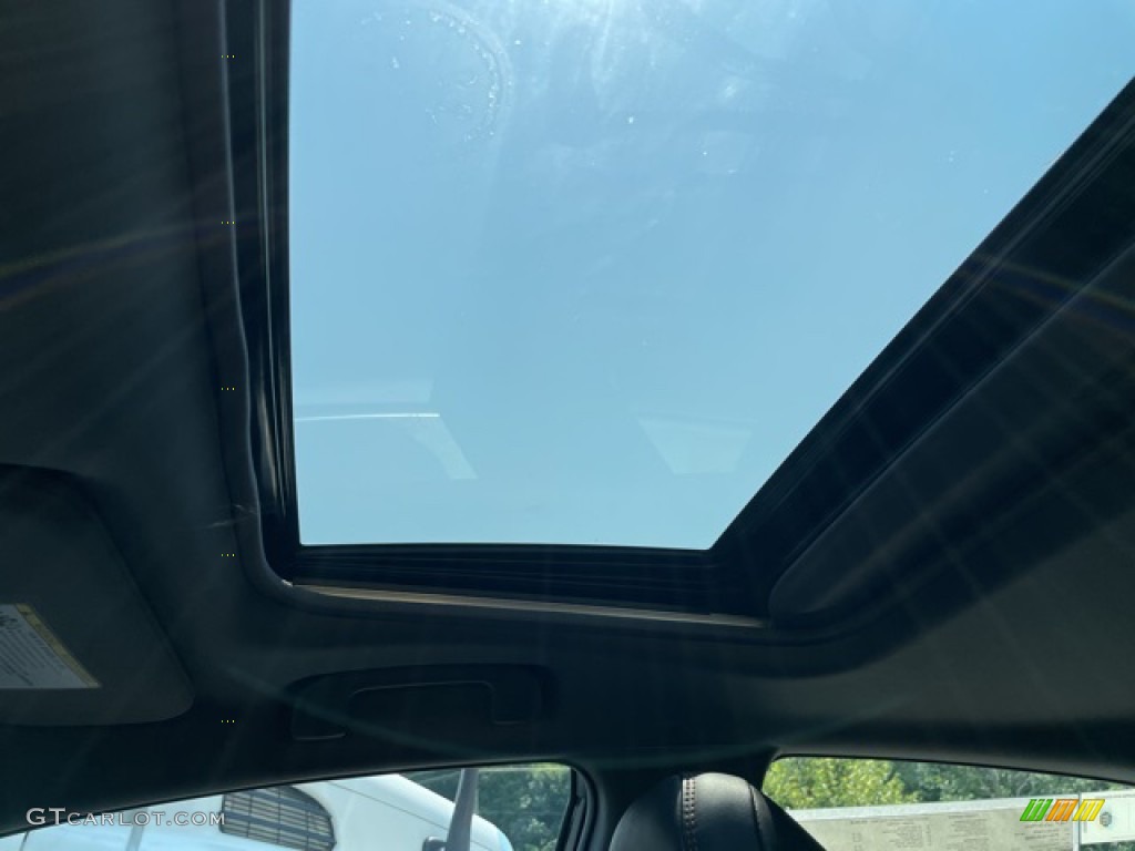 2021 Avalon Hybrid XSE - Midnight Black Metallic / Black photo #19