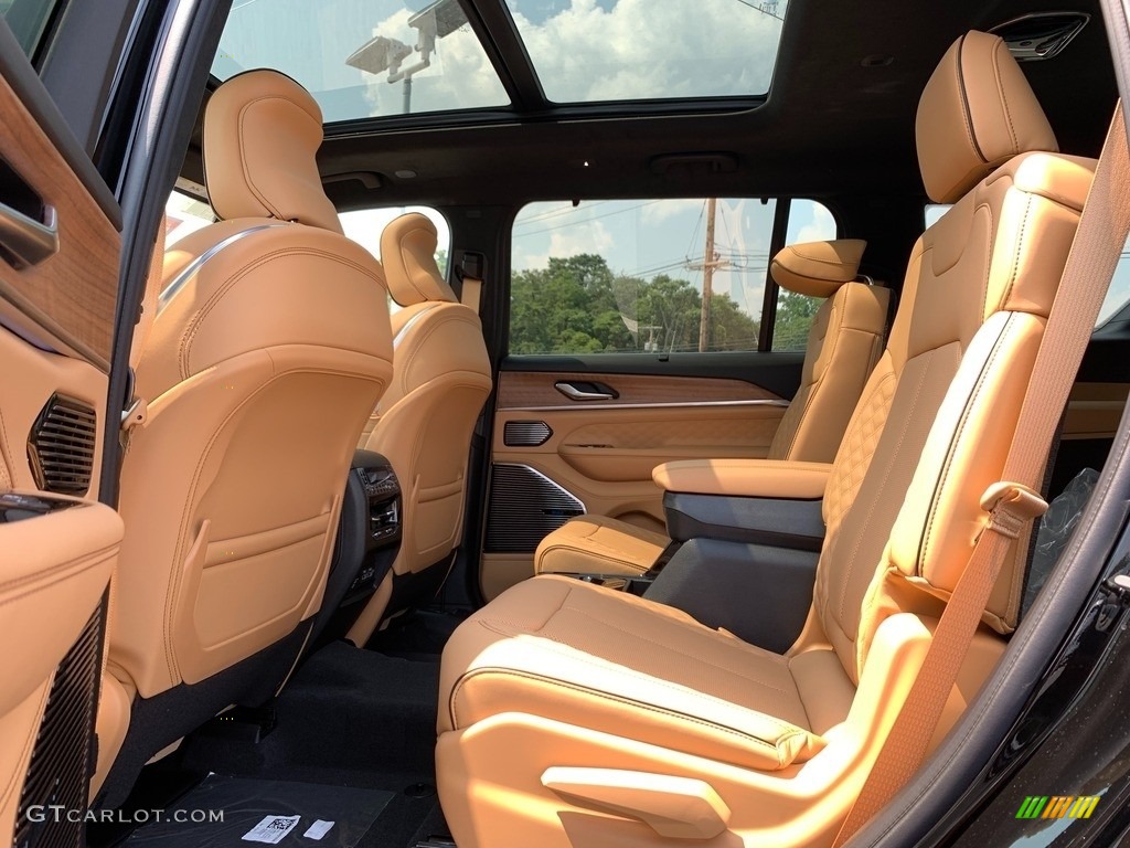 Tupelo/Black Interior 2021 Jeep Grand Cherokee L Summit Reserve 4x4 Photo #142557373