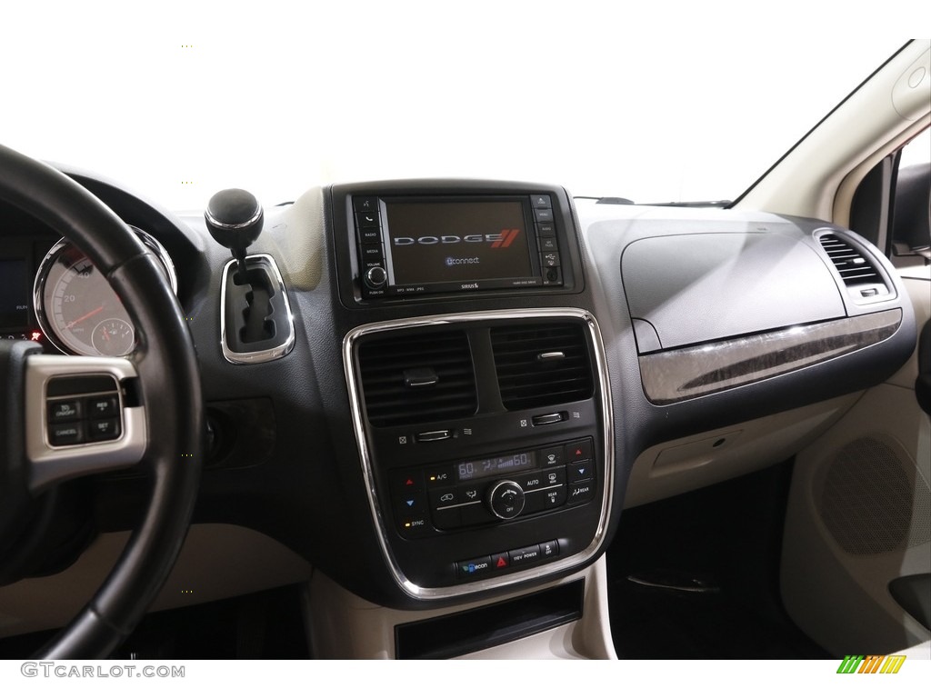 2011 Grand Caravan Crew - Deep Cherry Red Crystal Pearl / Black/Light Graystone photo #9