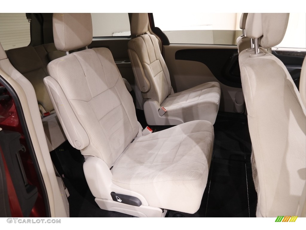 2011 Grand Caravan Crew - Deep Cherry Red Crystal Pearl / Black/Light Graystone photo #15