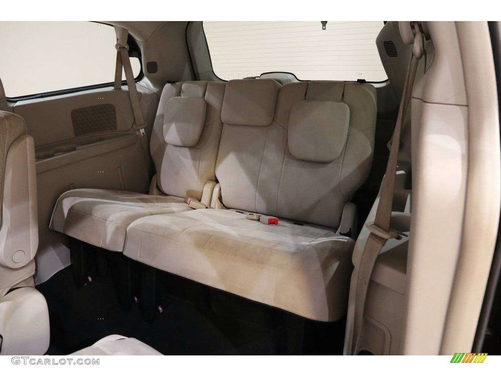 2011 Grand Caravan Crew - Deep Cherry Red Crystal Pearl / Black/Light Graystone photo #17