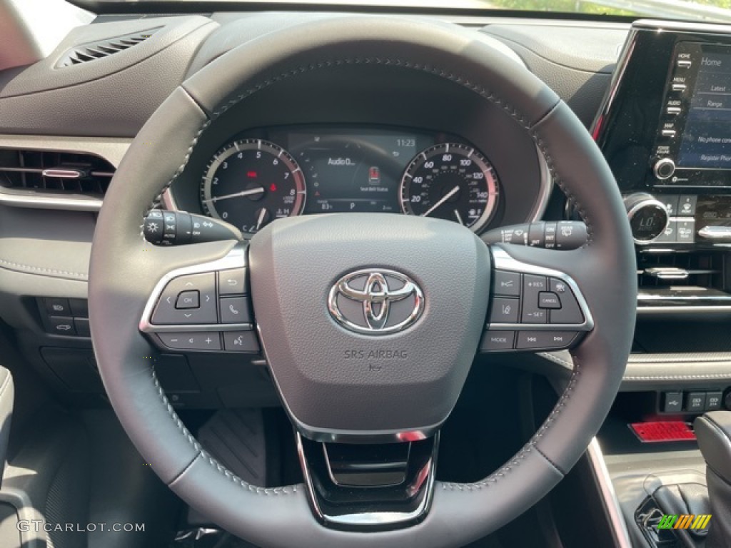 2021 Toyota Highlander XLE AWD Black Steering Wheel Photo #142562753