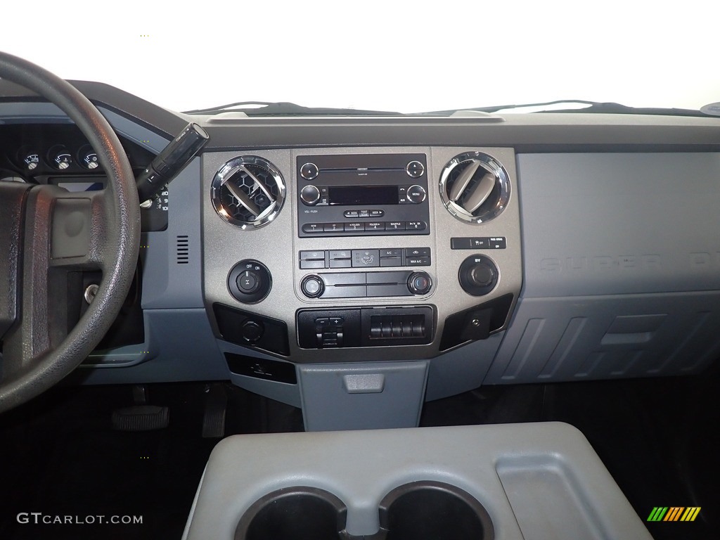 2011 Ford F250 Super Duty XLT SuperCab Controls Photo #142565357