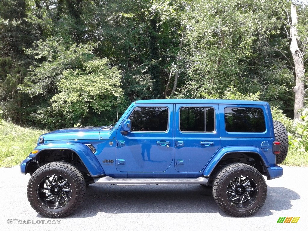 2020 Wrangler Unlimited Sahara 4x4 - Ocean Blue Metallic / Black photo #1