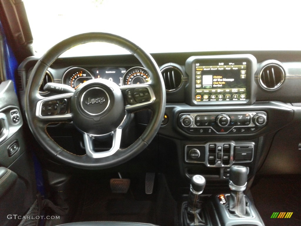 2020 Wrangler Unlimited Sahara 4x4 - Ocean Blue Metallic / Black photo #15