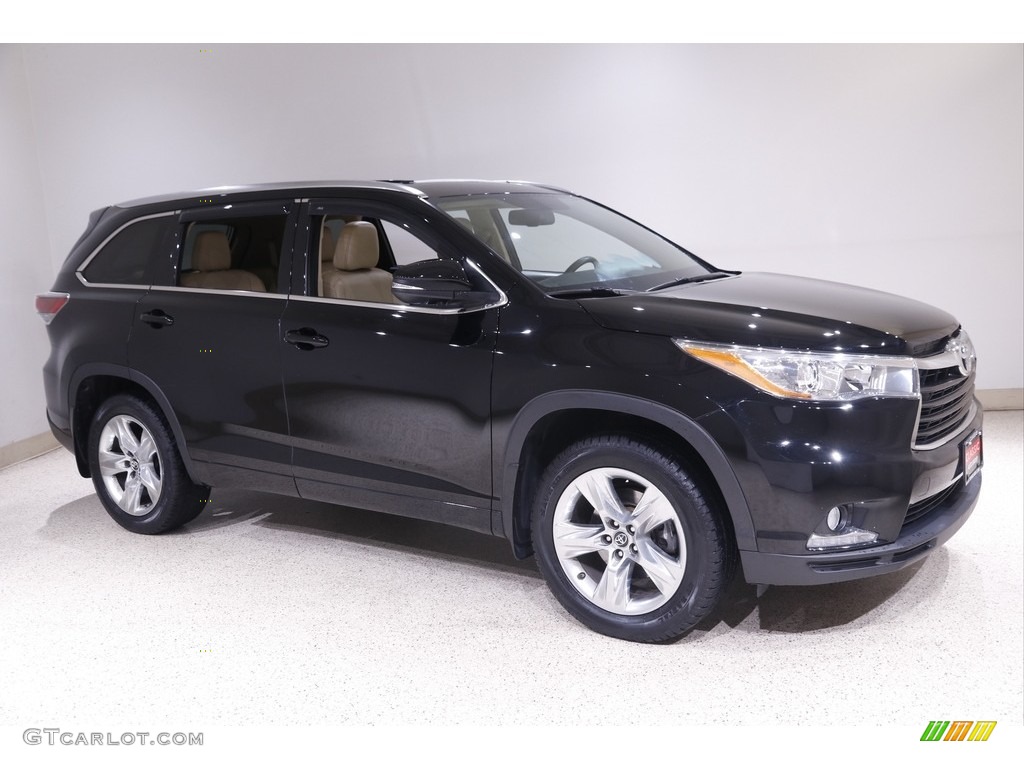 Midnight Black Metallic Toyota Highlander