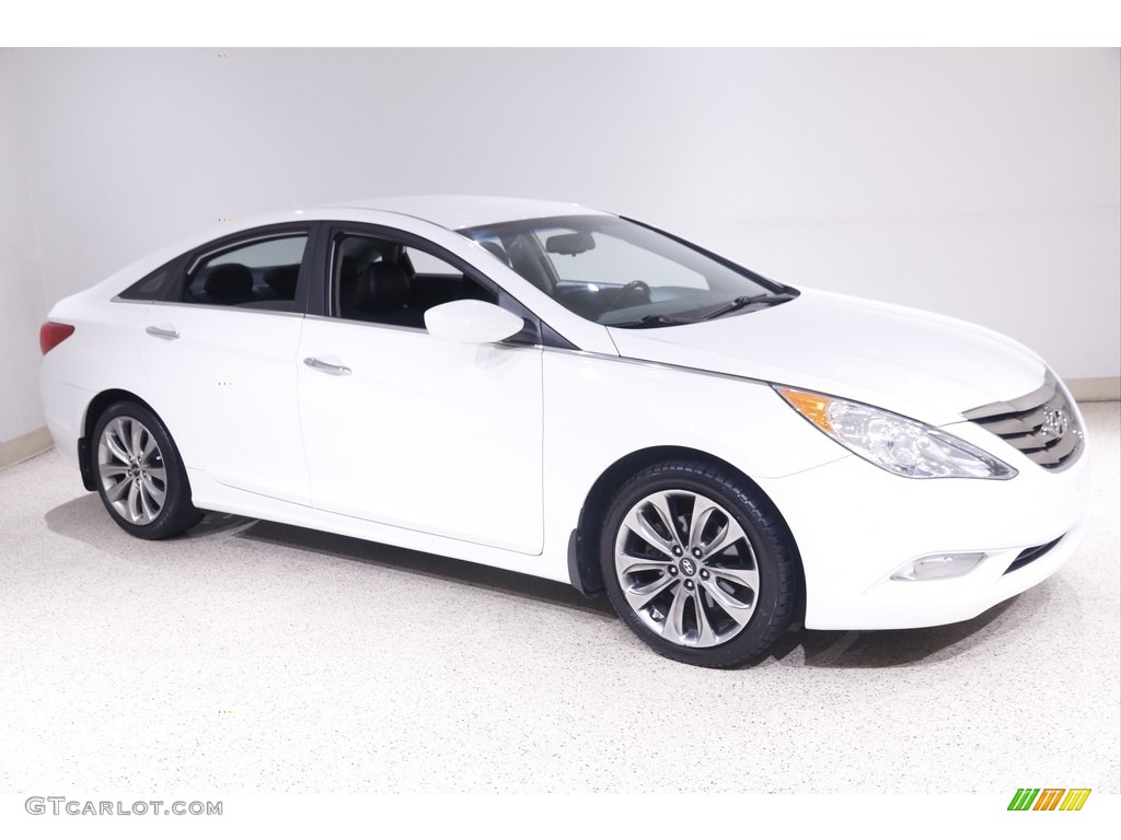 2013 Sonata SE - Shimmering White / Black photo #1
