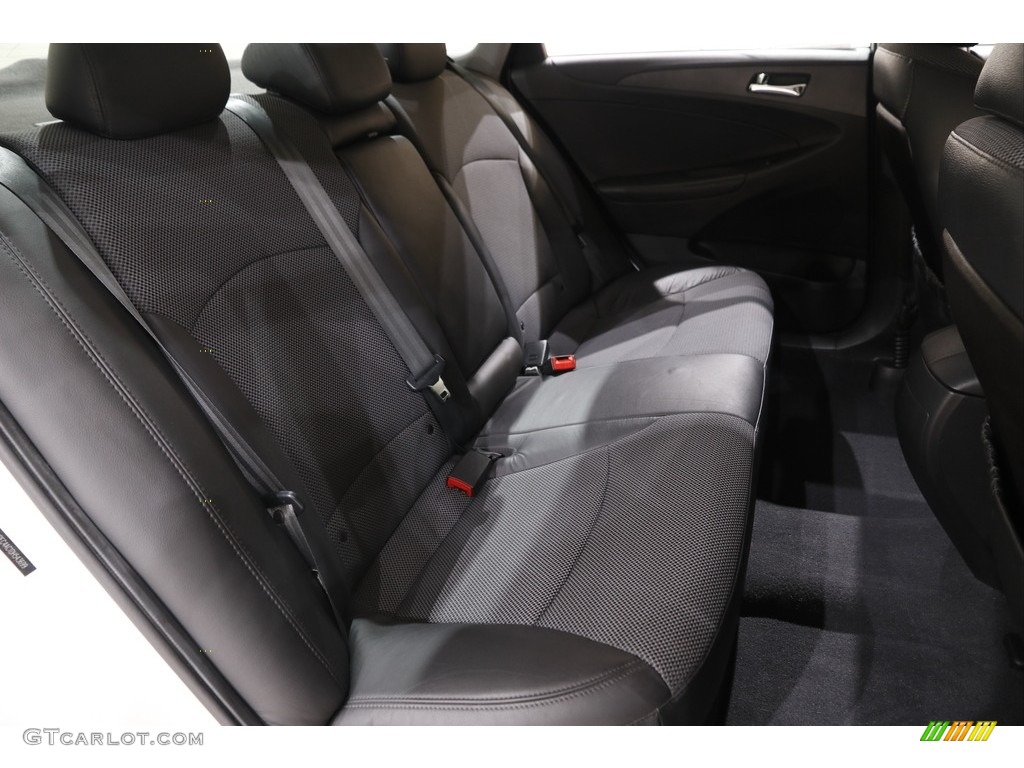 2013 Sonata SE - Shimmering White / Black photo #14