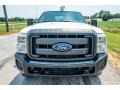 Oxford White - F250 Super Duty XL Crew Cab 4x4 Photo No. 9