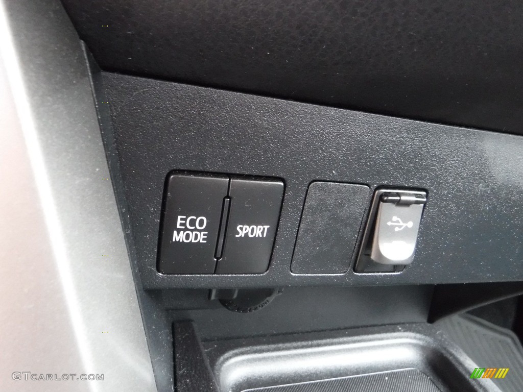 2018 RAV4 LE AWD - Ruby Flare Pearl / Black photo #18