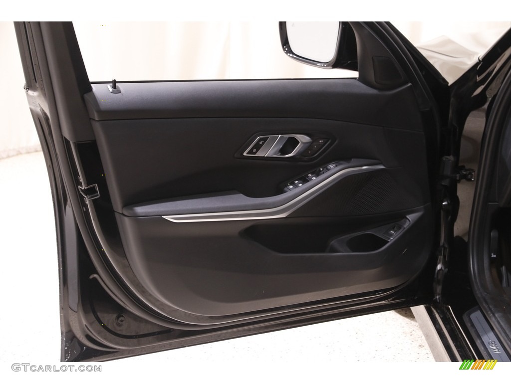 2020 3 Series 330i xDrive Sedan - Jet Black / Black photo #4