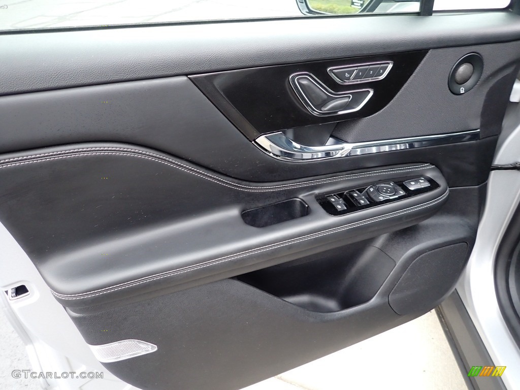 2020 Lincoln Corsair Reserve AWD Ebony Door Panel Photo #142574592
