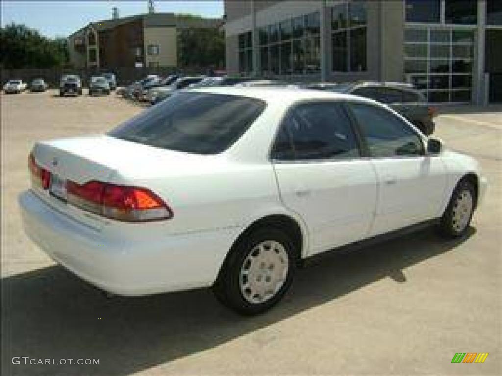 2001 Accord LX Sedan - Taffeta White / Quartz Gray photo #3