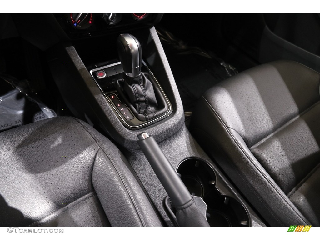 2016 Volkswagen Jetta SEL Transmission Photos
