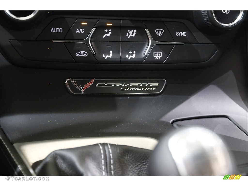 2016 Chevrolet Corvette Stingray Coupe Controls Photo #142583080