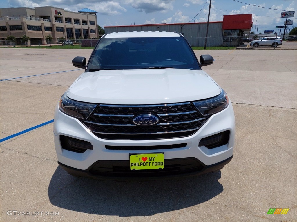 2020 Explorer XLT 4WD - Oxford White / Ebony photo #2