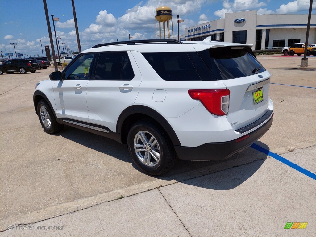 2020 Explorer XLT 4WD - Oxford White / Ebony photo #5