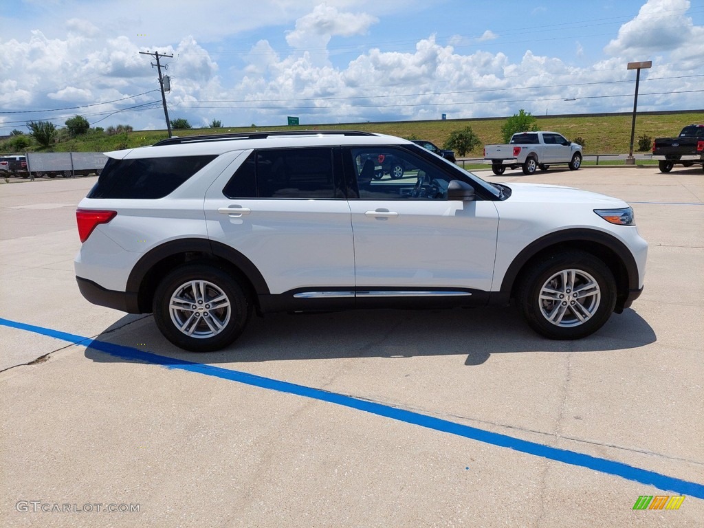 2020 Explorer XLT 4WD - Oxford White / Ebony photo #8