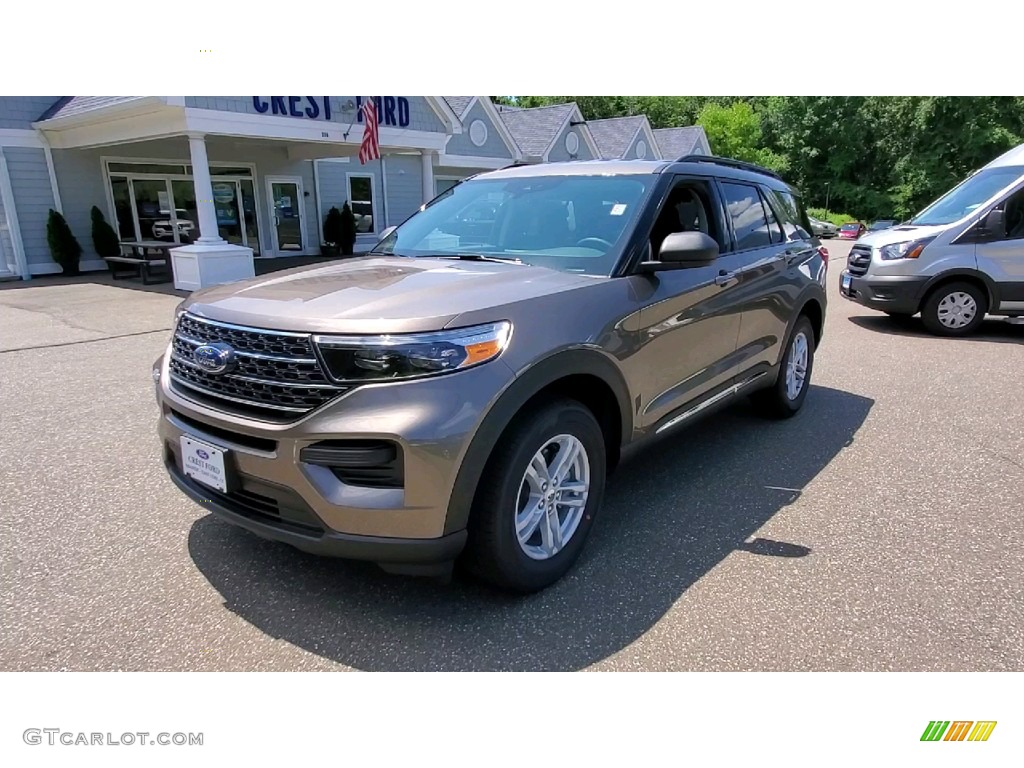 2021 Explorer XLT 4WD - Stone Gray Metallic / Ebony photo #3