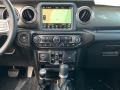 2021 Jeep Wrangler Unlimited Sahara 4x4 Controls