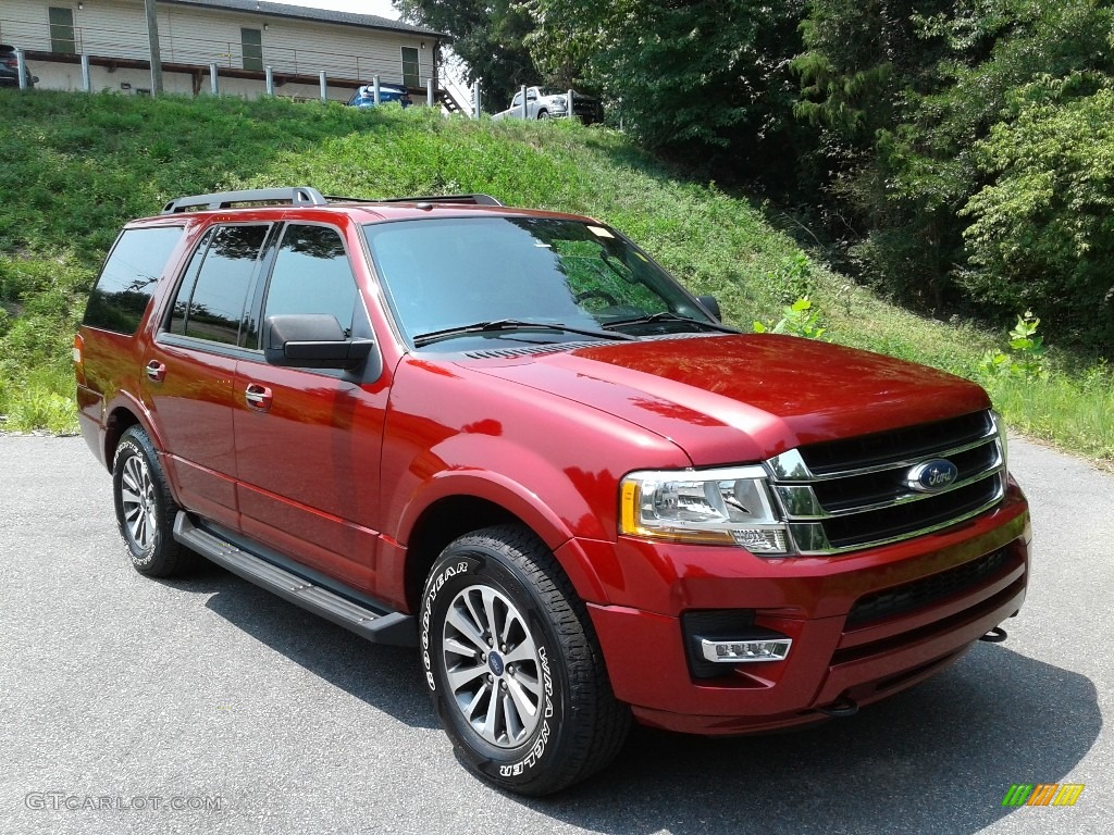 2017 Expedition XLT 4x4 - Ruby Red / Ebony photo #5