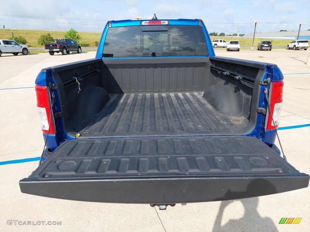 2019 1500 Big Horn Crew Cab - Blue Streak Pearl / Black photo #28