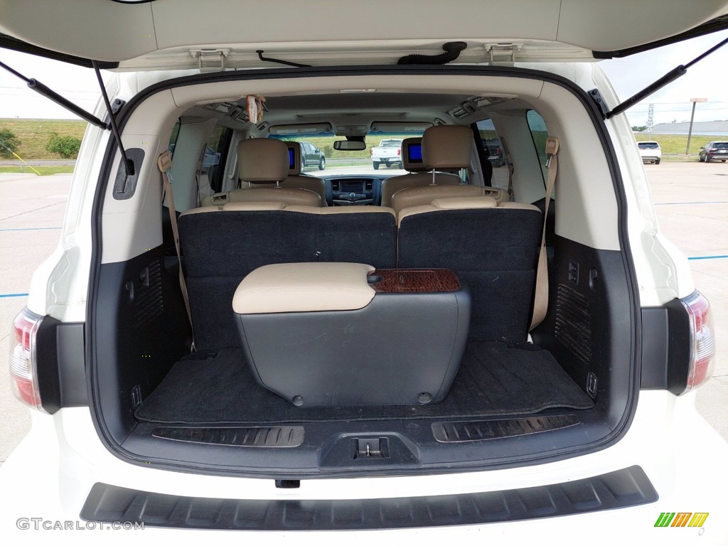 2017 Nissan Armada Platinum Trunk Photos