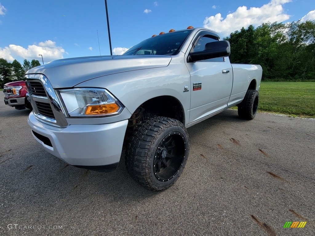 2010 Ram 2500 ST Regular Cab 4x4 - Bright Silver Metallic / Dark Slate/Medium Graystone photo #2