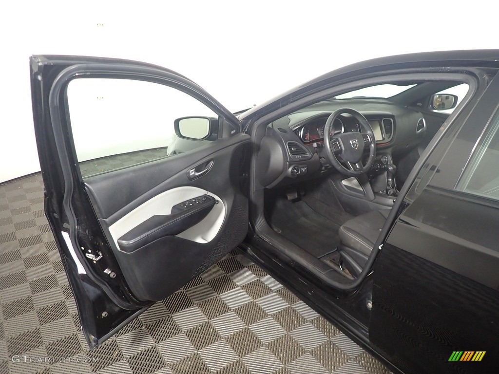 2014 Dart SXT - Pitch Black / Black/Light Tungsten photo #20