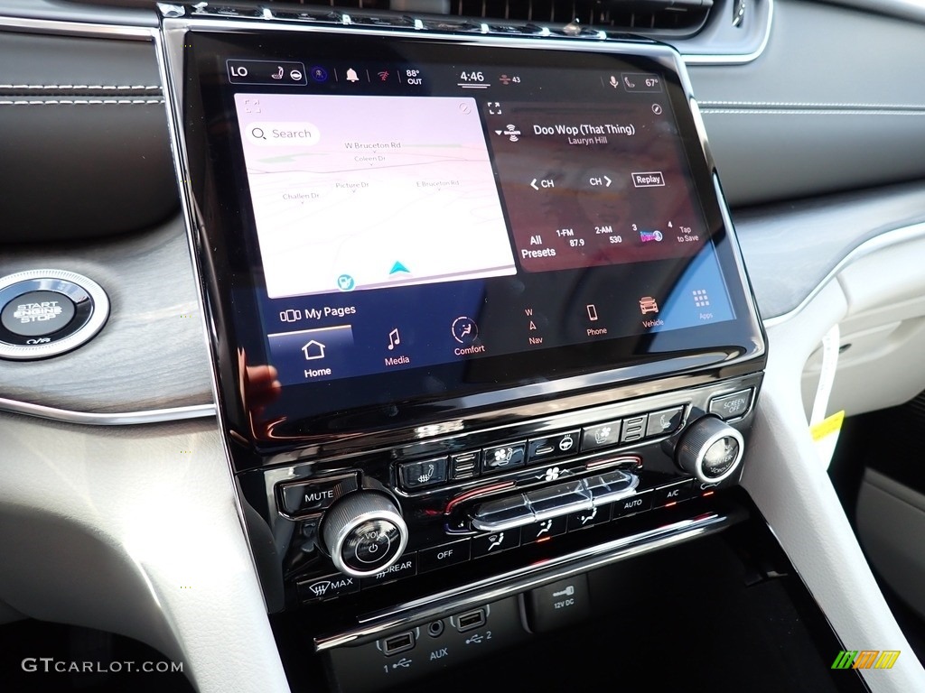 2021 Jeep Grand Cherokee L Overland 4x4 Controls Photo #142599119