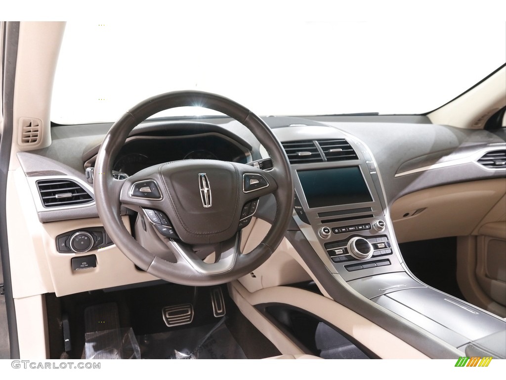 2019 Lincoln MKZ Reserve I Dashboard Photos