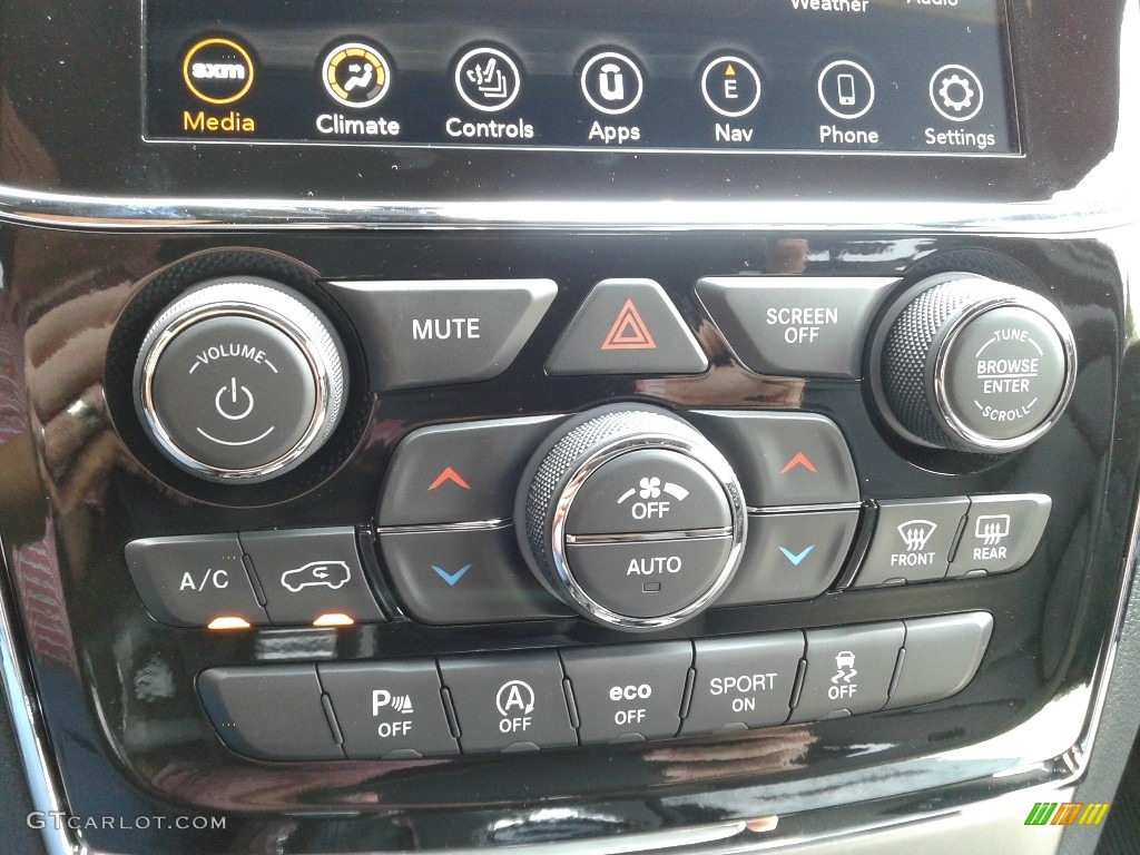 2021 Jeep Grand Cherokee Limited 4x4 Controls Photos