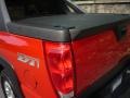 2006 Victory Red Chevrolet Avalanche Z71 4x4  photo #17